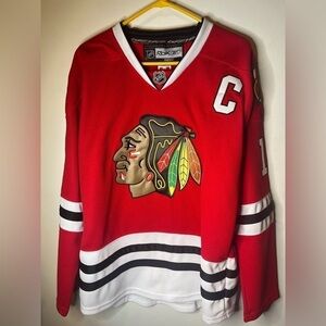 Jonathan Toews Chicago Blackhawks Jersey size Medium